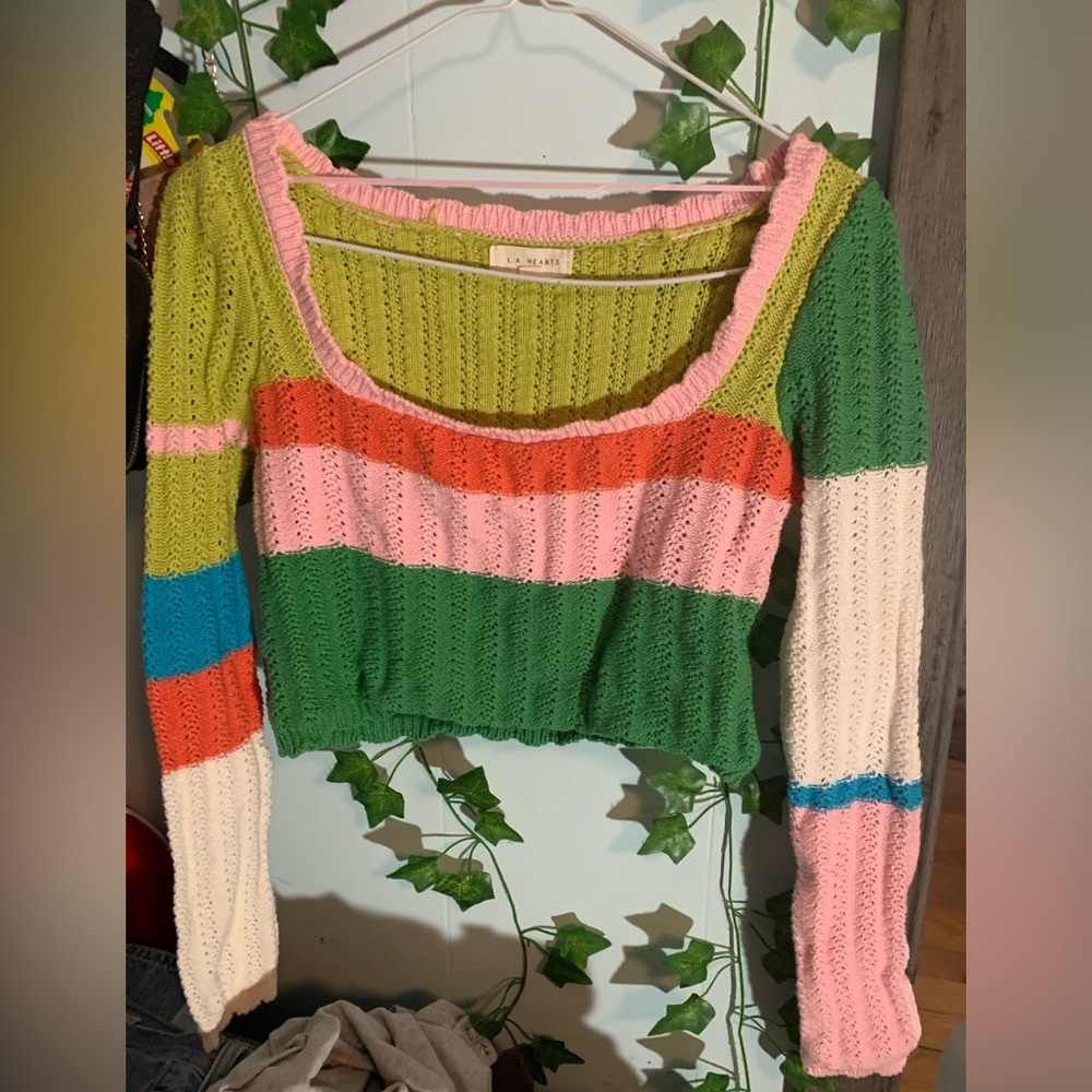 Women’s Small LA hearts crop top